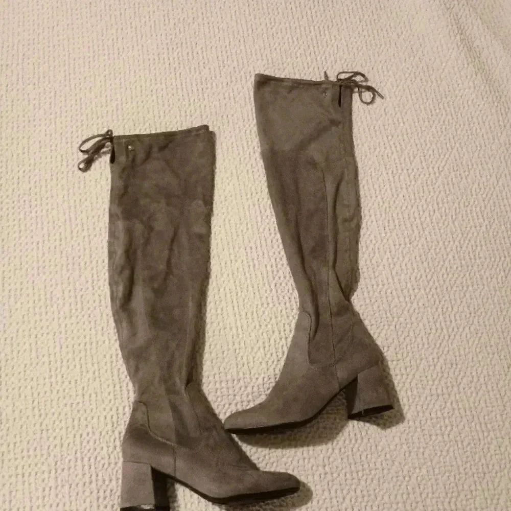 Over the knee gray suede boots